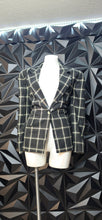 Load image into Gallery viewer, Evan Picone box print blazer               sz 8-10
