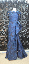 Load image into Gallery viewer, NWT SHein navy formal dress              sz lrg, best fitting sz 8/10
