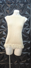 Load image into Gallery viewer, J Crew sweater vest            sz large (10-14)
