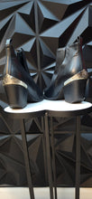 Load image into Gallery viewer, Charles black pointed toe booties            sz 9.5
