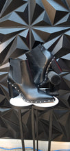 Load image into Gallery viewer, Charles black pointed toe booties            sz 9.5
