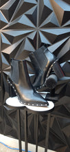 Load image into Gallery viewer, Charles black pointed toe booties            sz 9.5
