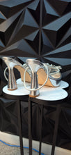 Load image into Gallery viewer, Clear rhinestone heels             sz 10
