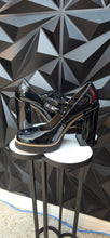 Load image into Gallery viewer, Steve Madden mary jane chunky heels         sz 11
