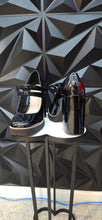 Load image into Gallery viewer, Steve Madden mary jane chunky heels         sz 11
