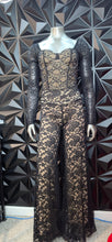 Load image into Gallery viewer, Lace overlay 2 piece set   sz 4-6
