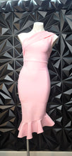 Load image into Gallery viewer, Pink peplum 1 arm bodycon dress               sz small
