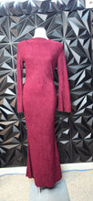 Load image into Gallery viewer, Burgundy bodycon dress            sz small
