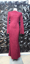 Load image into Gallery viewer, Burgundy bodycon dress            sz small
