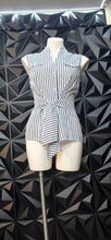 Load image into Gallery viewer, Jones New York stripe top            sz lrg (10)
