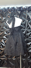 Load image into Gallery viewer, H&amp;M black halter dress                 sz medium
