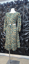 Load image into Gallery viewer, New York &amp; Company cutout  dress           sz xlrg
