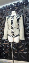 Load image into Gallery viewer, Chicos mix print blazer/ wide leg pant 2 piece set           sz chico2= large (14)
