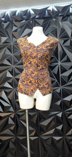 Load image into Gallery viewer, Grace Karin printed   vest         sz 2xl (14/16 fit)
