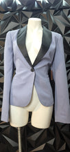 Load image into Gallery viewer, NWT Forever 21 blue blazer         sz lrg, best fitting sz medium
