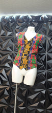 Load image into Gallery viewer, Chicos design abstract print vest         sz chicos 2=large
