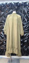 Load image into Gallery viewer, Shein long high low dress           sz med-lrg
