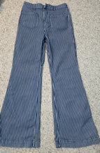 Load image into Gallery viewer, Forever 21 stripe pant             sz 29

