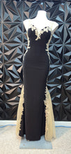 Load image into Gallery viewer, Eureka formal embroidered dress          sz small

