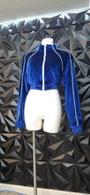 Load image into Gallery viewer, Fashion nova velour crop jacket             sz large
