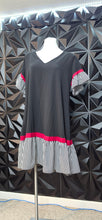 Load image into Gallery viewer, Stripe baby doll dress             sz untagged, best fitting sz xl/1x
