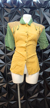 Load image into Gallery viewer, Tres Paquette vintage top             sz medium
