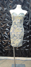 Load image into Gallery viewer, NWT Agaci silver sequin dress               sz med
