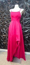 Load image into Gallery viewer, Sequin hearts pink dress           sz 7(fitting size 6)
