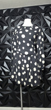 Load image into Gallery viewer, Polka dot baby doll dress                   sz medium
