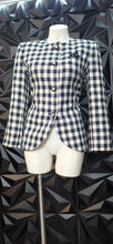Load image into Gallery viewer, Le Suit box print blazer               sz 8
