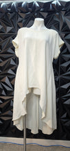 Load image into Gallery viewer, New Cha cha cream high low top             sz 1x-2x

