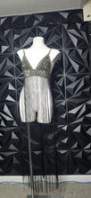 Load image into Gallery viewer, Fashion nova sequin fronge bralette              sz xlrg (34/36 c cup)
