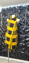 Load image into Gallery viewer, Fringe box print vest              sz untagged fitting  sm-large
