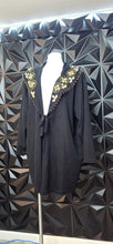 Load image into Gallery viewer, Carole Little embroidered duster             sz 2x
