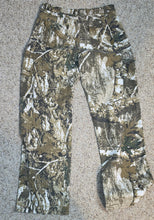 Load image into Gallery viewer, Pinkymoor camo pant            sz small

