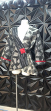 Load image into Gallery viewer, Moonlight silver blazer               sz xlrg

