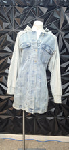 Load image into Gallery viewer, Forever 21 denim hooded jacket            sz 2x, best fitting sz xl
