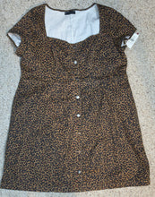 Load image into Gallery viewer, NWT Fashion to figure dress  sz 3=3x
