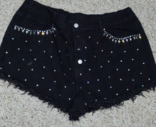 Load image into Gallery viewer, Shein curve rhineston shorts             sz 2xl
