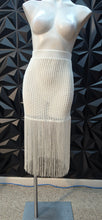 Load image into Gallery viewer, NWT Fashion nova white fringe skirt                 sz med-10
