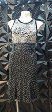 Load image into Gallery viewer, Susan Bristol peplum skirt         sz 10
