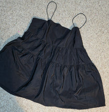 Load image into Gallery viewer, H&amp;M baby black baby doll dress           sz xlrg
