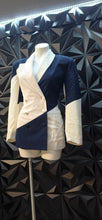 Load image into Gallery viewer, Casual Corner blazer                sz 4
