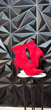 Load image into Gallery viewer, Red ankle booties  Size 41=10
