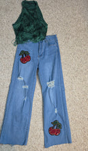 Load image into Gallery viewer, Distress denim applique jean/fringe top 2 piece set  sz 8 fittinf
