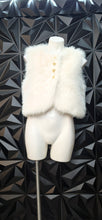 Load image into Gallery viewer, White fur vest           sz large 10/12
