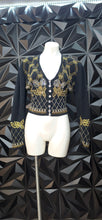 Load image into Gallery viewer, Premier Collection sequin/beaded crop cardigan        sz med-large
