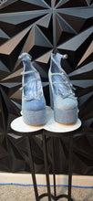 Load image into Gallery viewer, Brand new Azalea wang denim chunky platform heels           sz 7
