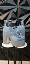 Load image into Gallery viewer, Brand new Azalea wang denim chunky platform heels           sz 7

