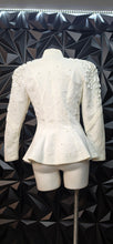 Load image into Gallery viewer, Cache white blazer                  sz 4
